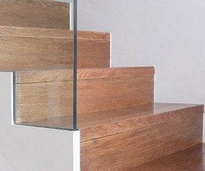 schody-balustrada-szklana